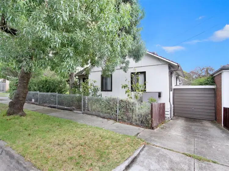 Sixth view of Homely house listing, 1/11 Coolac Street, Chadstone VIC 3148