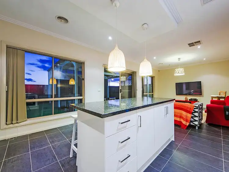 Fifth view of Homely house listing, 11 Dromana Way, Truganina VIC 3029