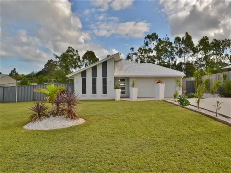 Second view of Homely house listing, 3 Peterlyn Ct,., Beerwah QLD 4519