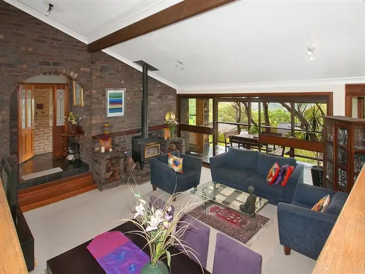 7 Canobolas Place, Yarrawarrah NSW 2233