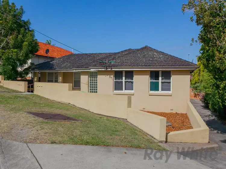 Main view of Homely house listing, 4/4 Algona Road, Charlestown NSW 2290