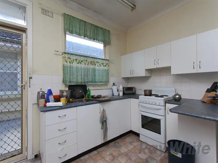 Fourth view of Homely house listing, 4/4 Algona Road, Charlestown NSW 2290