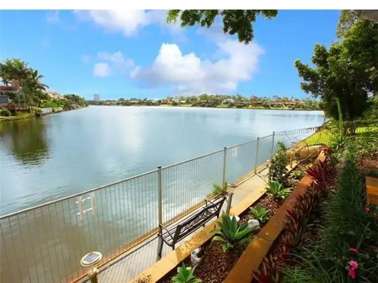397 Benowa Road, Benowa QLD 4217