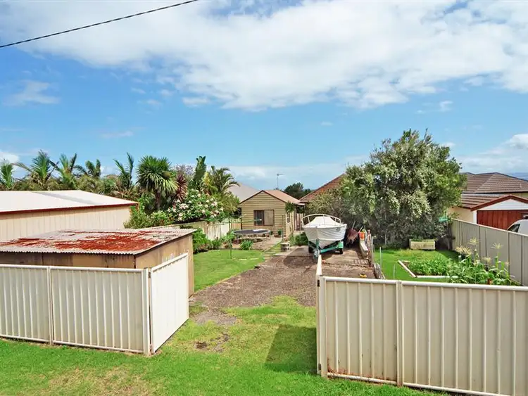 Fifth view of Homely house listing, 12 Primbee Crescent, Primbee NSW 2502