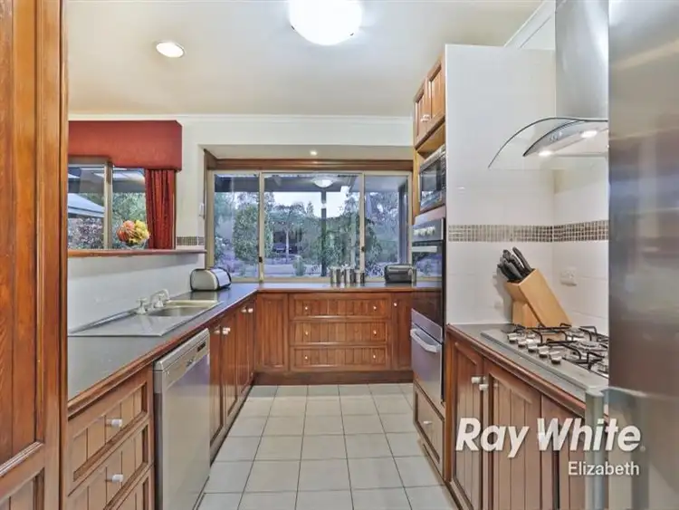 Sixth view of Homely house listing, 32 Gully Drive, Gulfview Heights SA 5096