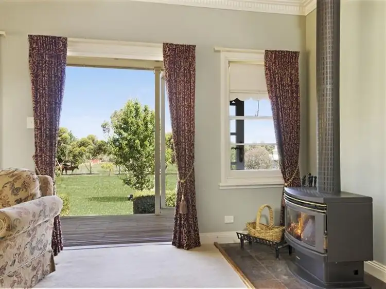 Sixth view of Homely house listing, 33 Glennette Court, Bannockburn VIC 3331