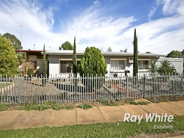 205 Main North Road, Elizabeth Grove SA 5112
