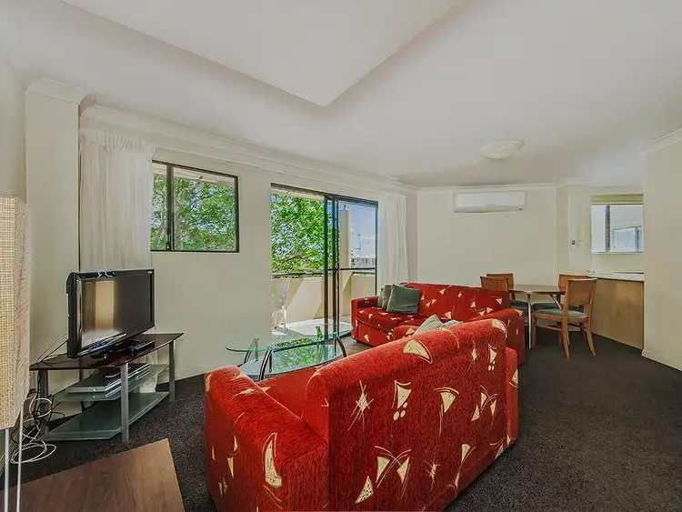Fifth view of Homely unit listing, 304/392 Marine Parade, Labrador QLD 4215