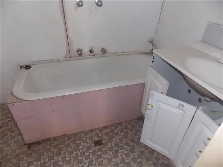 Seventh view of Homely house listing, 53 Woodward Street, Parkes NSW 2870