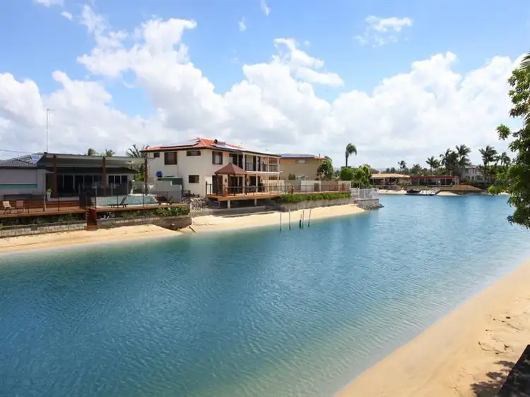 12 Carmel Court, Broadbeach Waters QLD 4218