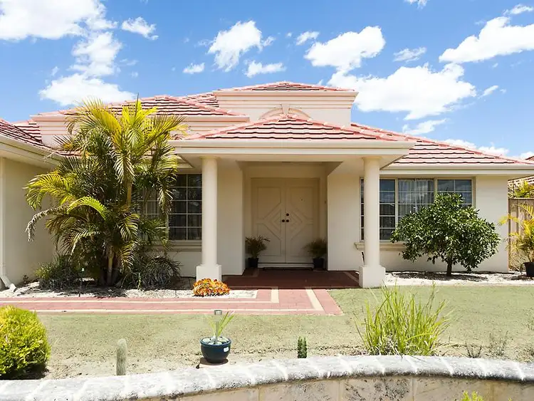 15 Burnside Terrace, Canning Vale WA 6155