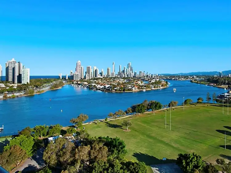 2 Aqua Street, Southport QLD 4215