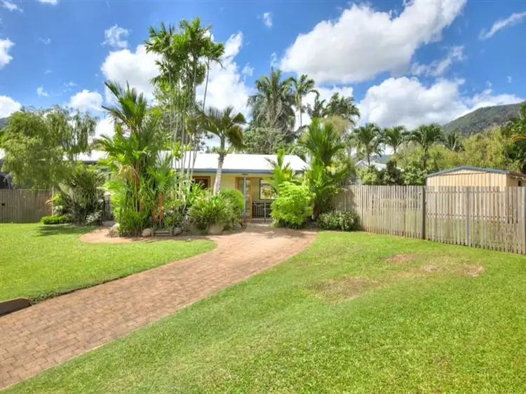 1 Olea Court, Redlynch QLD 4870