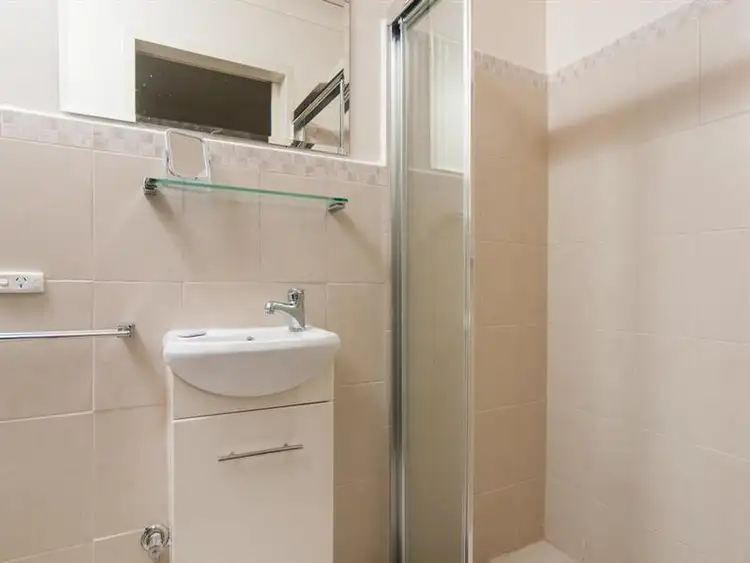 Fifth view of Homely house listing, 2 Holmes Court, Flagstaff Hill SA 5159
