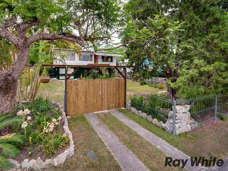 33 Ferny Way, Ferny Hills QLD 4055