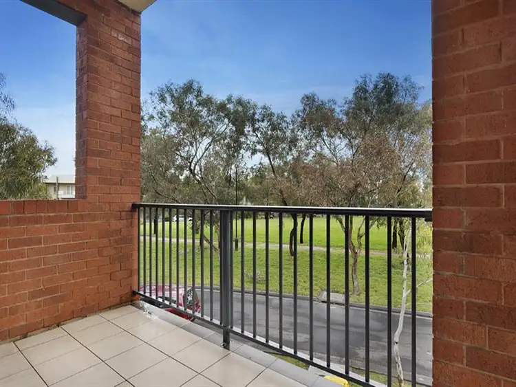 Fourth view of Homely unit listing, 68 Quarry Circuit, Coburg VIC 3058