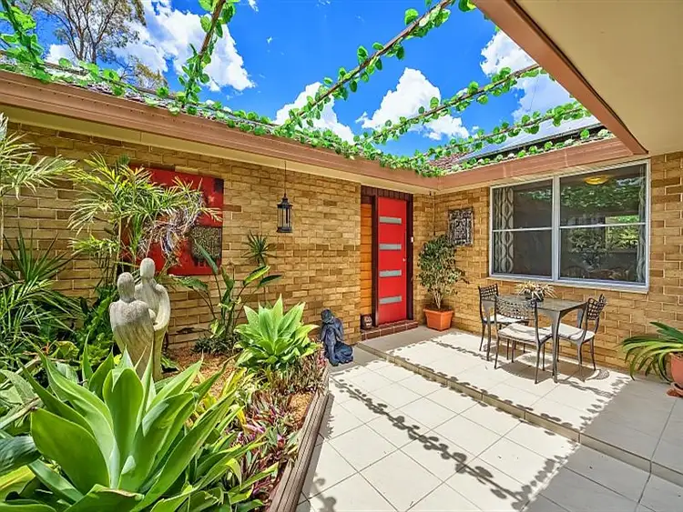 Second view of Homely house listing, 10 St James' Avenue, Berkeley Vale NSW 2261