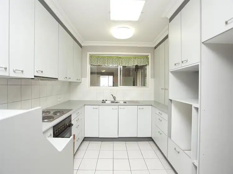 Fifth view of Homely house listing, 9 Iberis Street, Macgregor QLD 4109