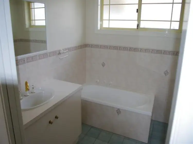 Seventh view of Homely house listing, 15 Crestview Place, Inverell NSW 2360