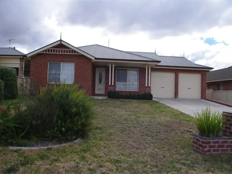 15 Crestview Place, Inverell NSW 2360