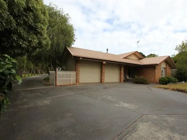 25 Walton Street, Cowes VIC 3922
