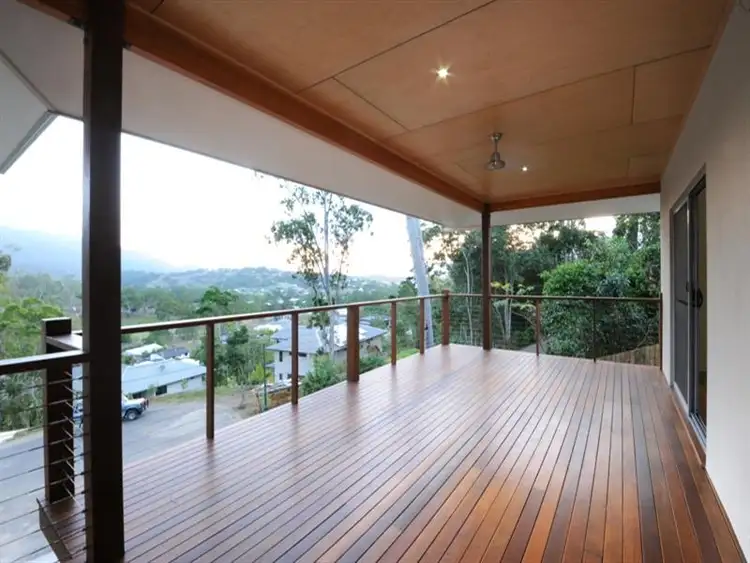 10 Raddle Court, Cannonvale QLD 4802