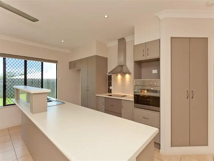 4 Turon Close, Bentley Park QLD 4869