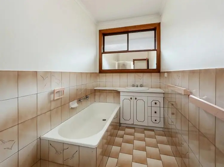 Fifth view of Homely house listing, 36 Robinvale Avenue, Thomastown VIC 3074