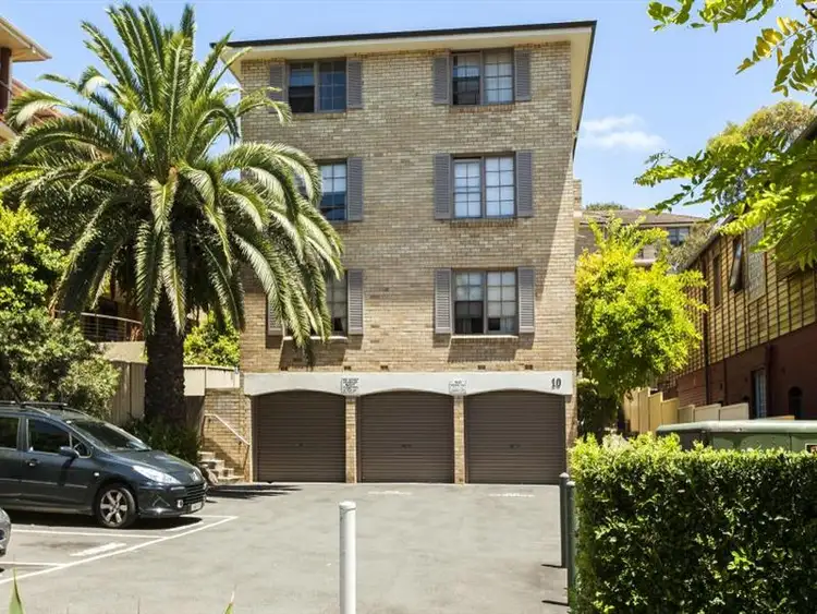 2/10 Alexander Street, Coogee NSW 2034