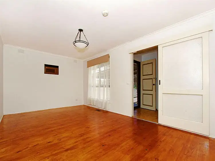 Fourth view of Homely house listing, 4 Ashdown Court, Lalor VIC 3075