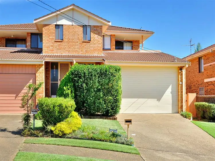 44 Mokera Avenue, Kirrawee NSW 2232