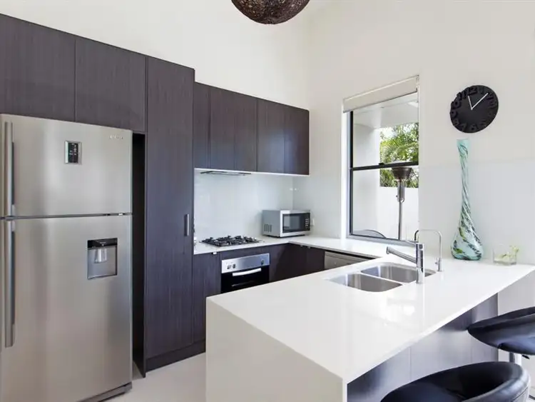 Sixth view of Homely villa listing, 2/30 Paragon Street, Yeronga QLD 4104