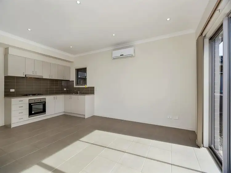 Seventh view of Homely house listing, Unit 5/12 Newton Crescent, Lalor VIC 3075