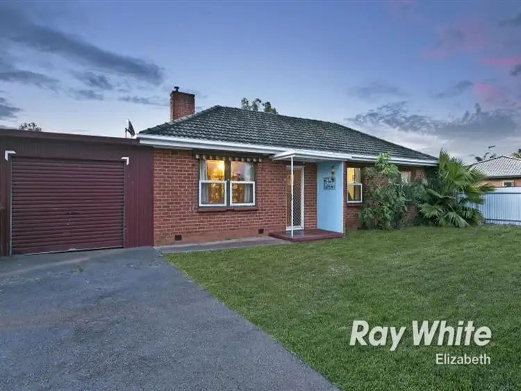 32 Manningford Road, Elizabeth South SA 5112