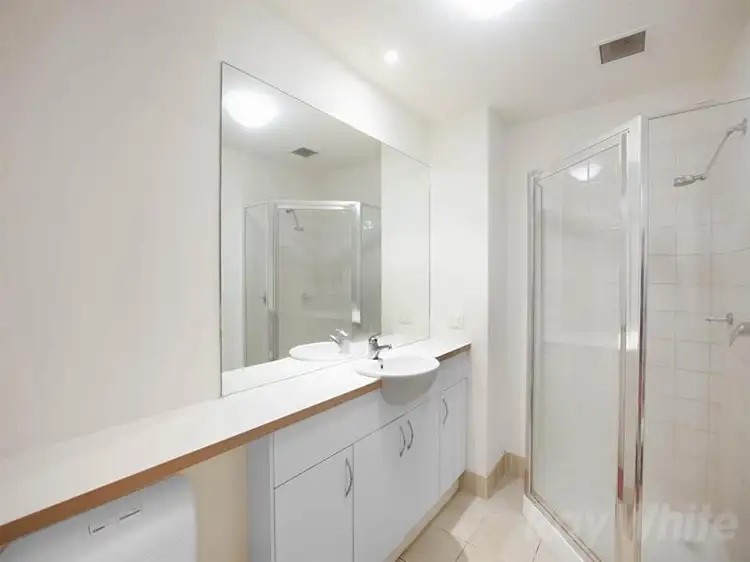 Third view of Homely apartment listing, 334/800 Swanston Street, Carlton VIC 3053