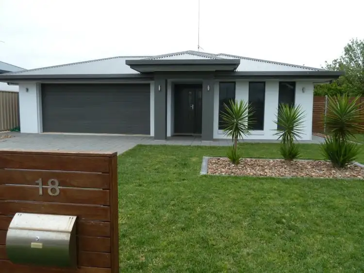 18 Gilmore Close, Mount Gambier SA 5290