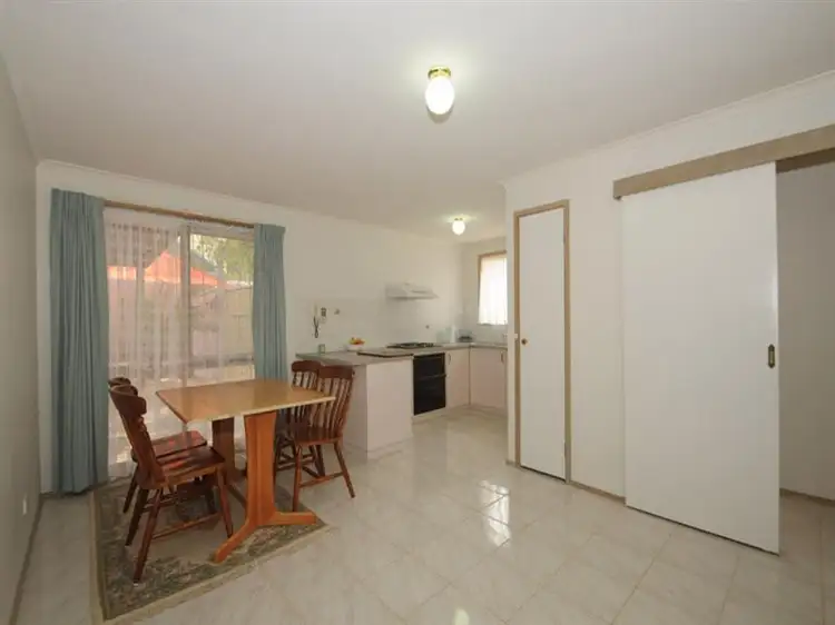 11 Alter Court, Skye VIC 3977