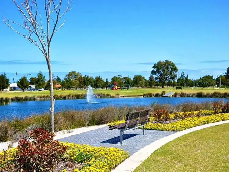 6 Valheru Avenue, Rockingham WA 6168