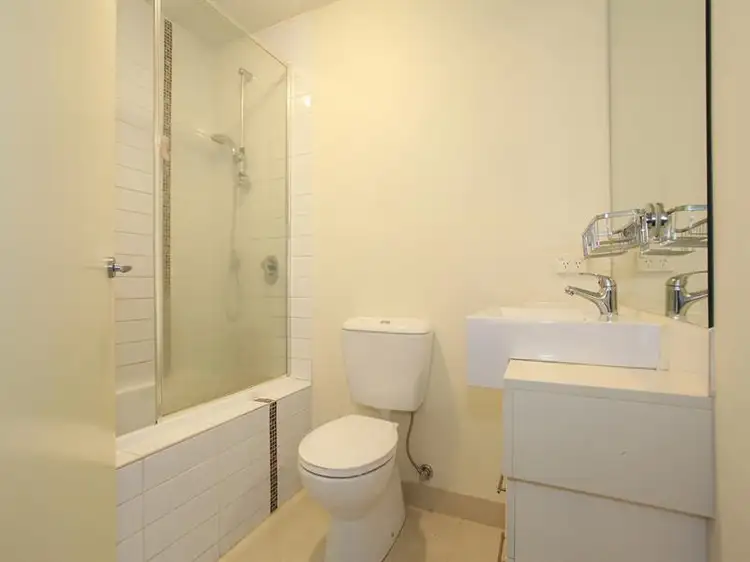 Seventh view of Homely apartment listing, 24/30 Lillimur Road, Ormond VIC 3204