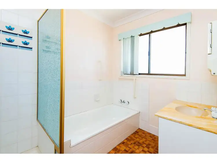 Sixth view of Homely house listing, 40 Barcelona Street, Wishart QLD 4122