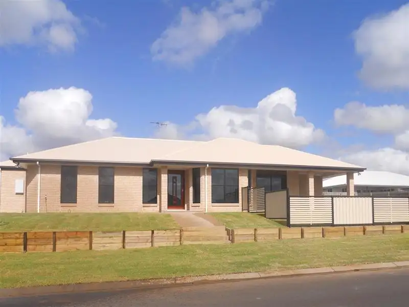 Main view of Homely house listing, 5 Violet Drive, Gracemere QLD 4702