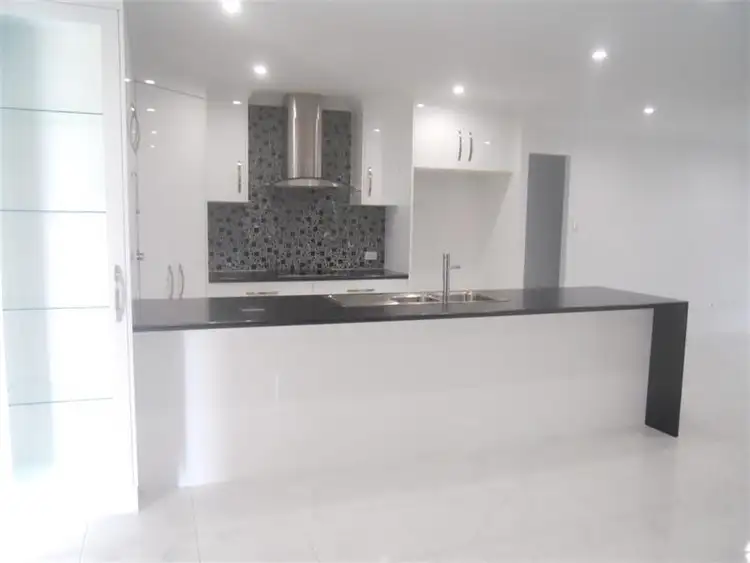 Second view of Homely house listing, 5 Violet Drive, Gracemere QLD 4702