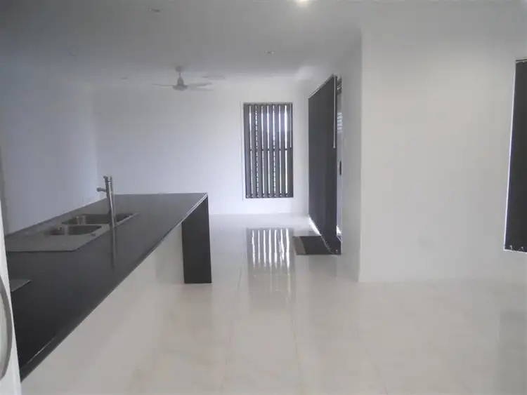 Seventh view of Homely house listing, 5 Violet Drive, Gracemere QLD 4702