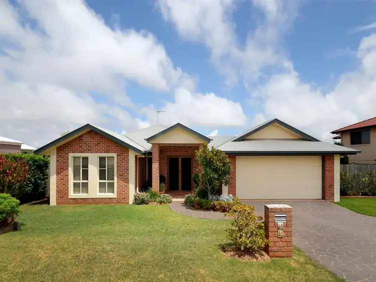 15 Banksdale Drive, Middle Ridge QLD 4350