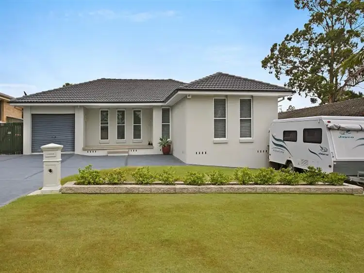 14 DeLisle Crescent, Metford NSW 2323