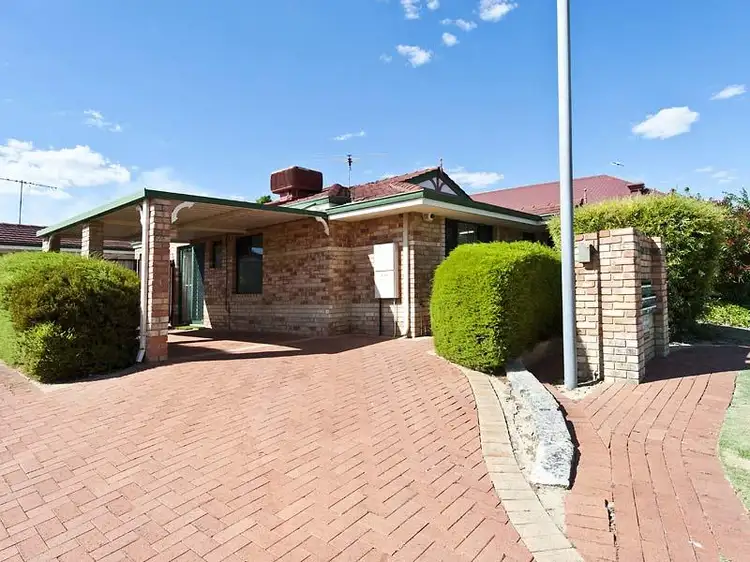 13/10 Nabberu Loop, Cooloongup WA 6168