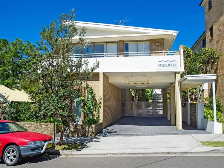 Second view of Homely apartment listing, 10/3 Alexander Street, Coogee NSW 2034