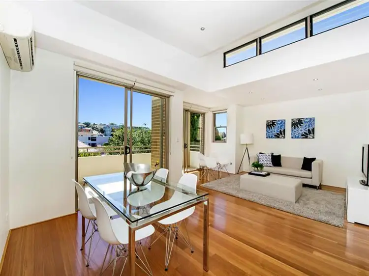Main view of Homely apartment listing, 10/3 Alexander Street, Coogee NSW 2034