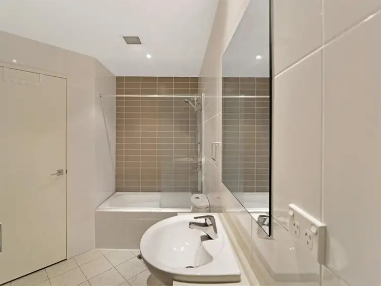 Fifth view of Homely apartment listing, 302/33 The Promenade, Wentworth Point NSW 2127
