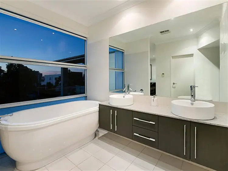 Sixth view of Homely house listing, 30 Addison Avenue, Bulimba QLD 4171